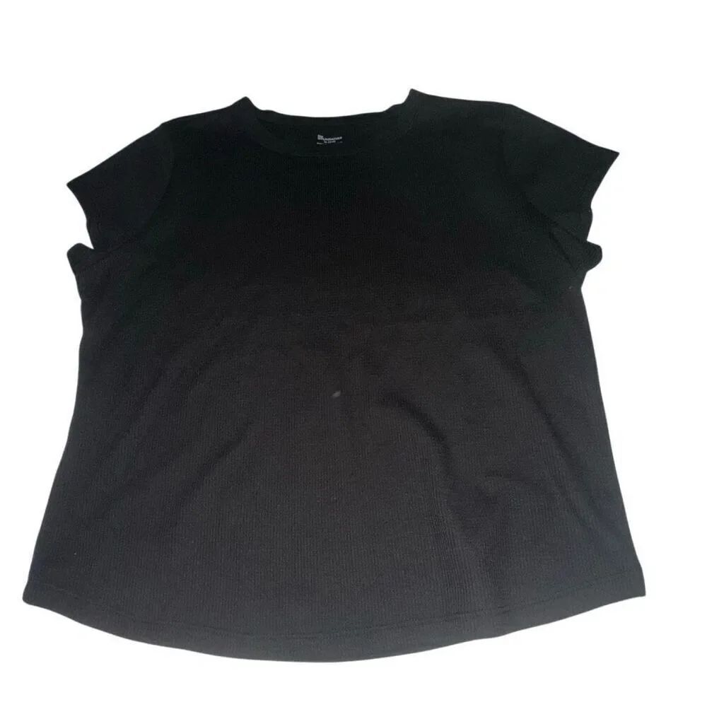 *NEW* no boundaries ladies size XL (16-18) black cap sleeve tee